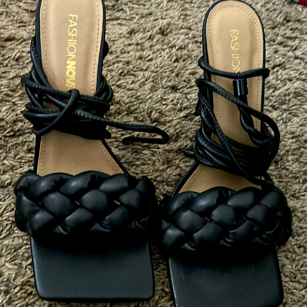 FashionNova Black Strappy Heels
